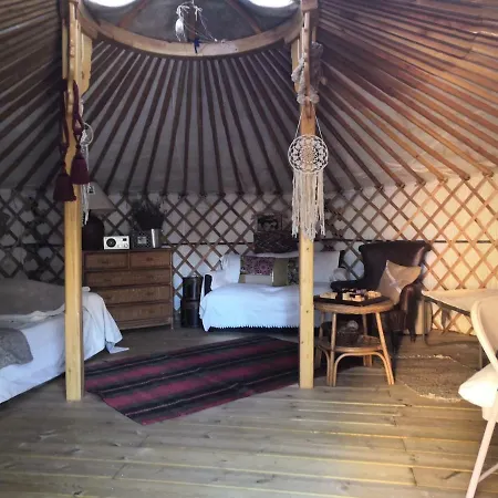 Yourte En Provence Luxury tent Besse-sur-Issole
